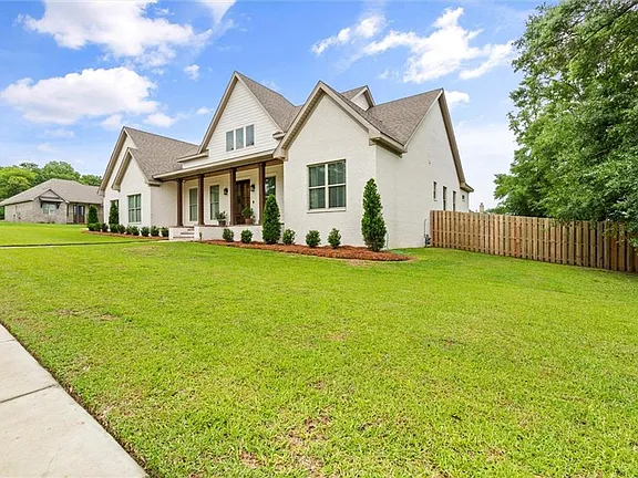 3699-Elysian-Fields-Dr-Saraland-AL-22