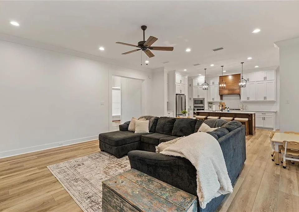 3699-Elysian-Fields-Dr-Saraland-AL-4