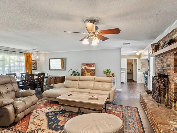 375c7b95a5084a6d089d0d9823258647-cc_ft_576