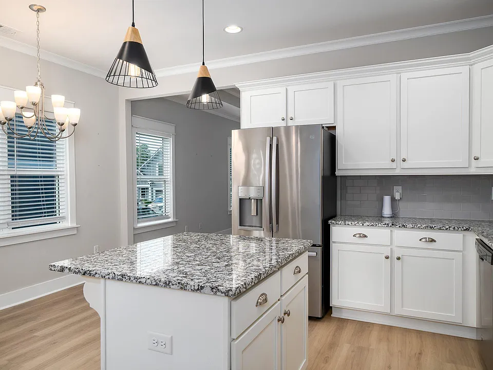 3b39866ad584c36bb7a52e0b94c024f6-cc_ft_960