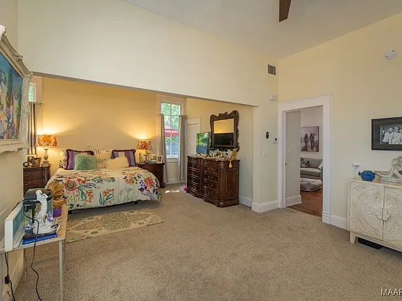 42eab54545e099b16113bf98aed78358-cc_ft_576