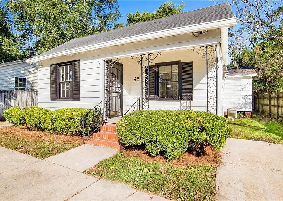 459-Pinehill-Dr-Mobile-AL-1