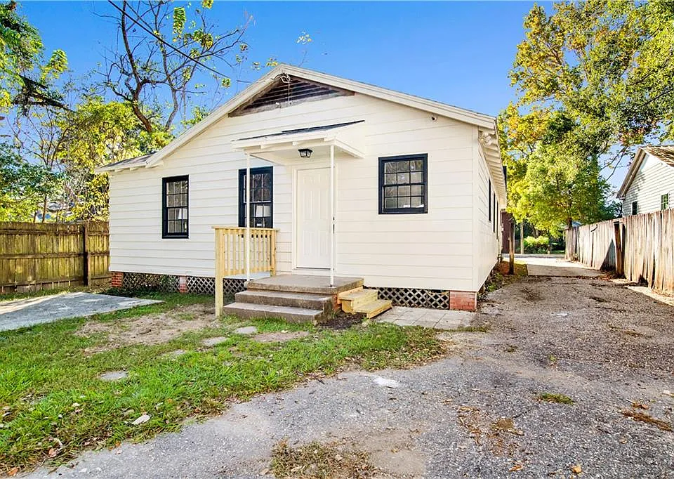 459-Pinehill-Dr-Mobile-AL-24