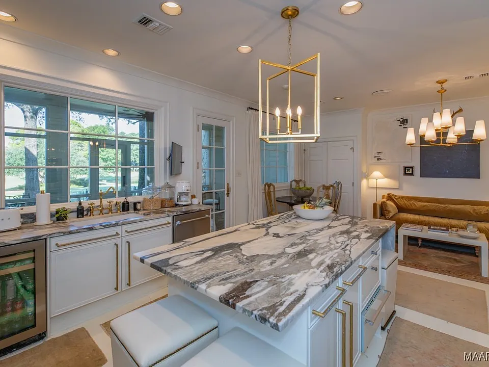 4e1f3f9c36d7449745db02807b636567-cc_ft_960