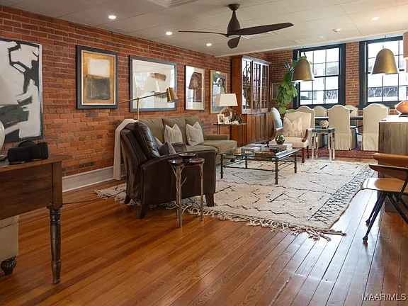 54cb9ccb40883831b855359fc6430576-cc_ft_576