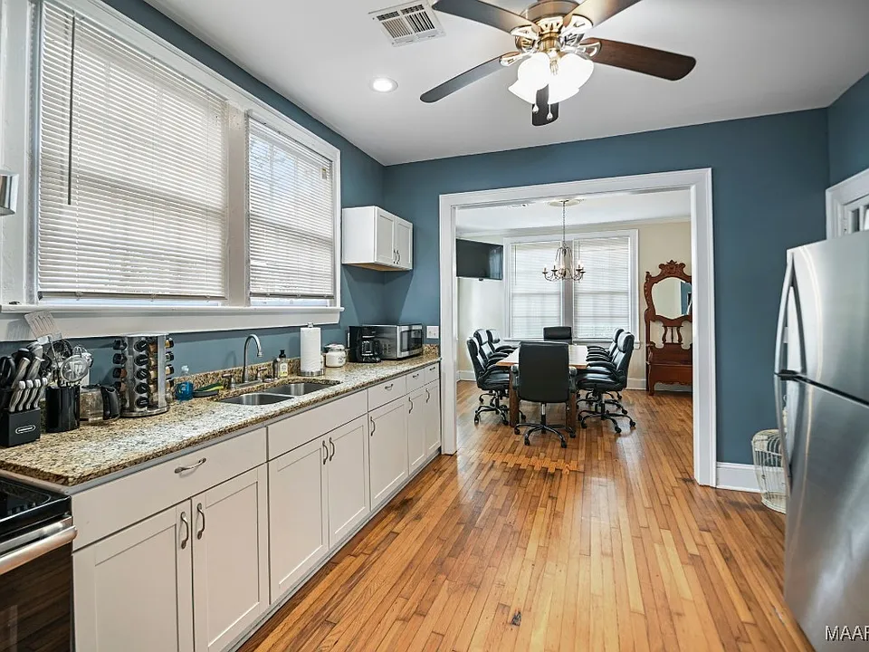 587d12ab092f0f11c45ca07f4d23f4c0-cc_ft_960