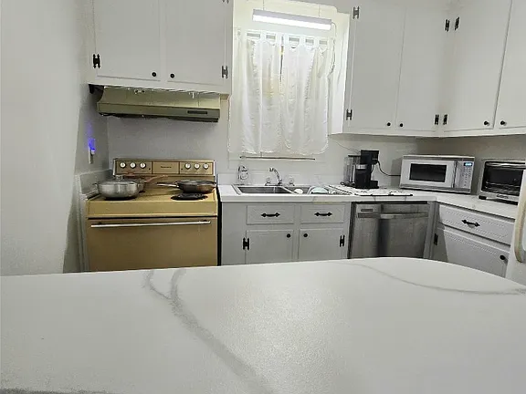 5bcd804287d1426390b67a12c3a1cc8f-cc_ft_576