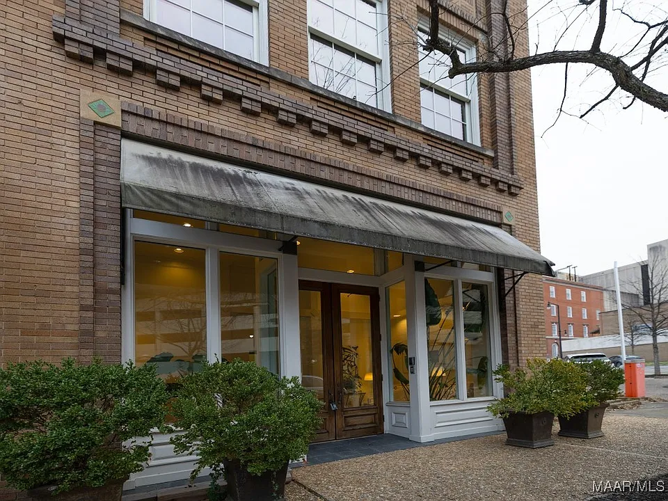 5fd9e357d42d3bb5dc6998c2992ae6a4-cc_ft_960