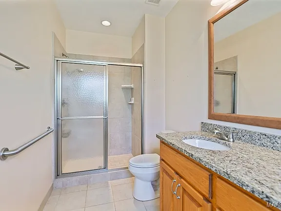 62a8b8a8e85d24e00e27f3fb5acab9f9-cc_ft_576