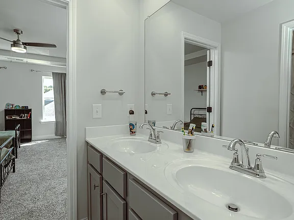 64301730f65168d1eca50b69123c5808-cc_ft_576