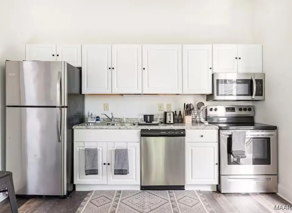 68ecc0df834e0c0cf290ec48211a4ee3-cc_ft_960