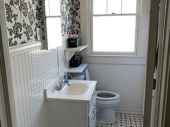 6a8fffbabcadd03306539872a9b96b44-cc_ft_576