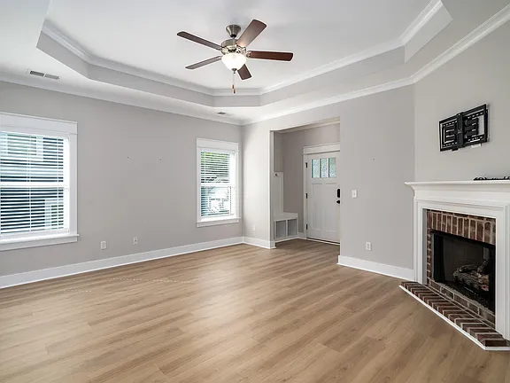 718f163d3d92cc84c7f42840fddc1145-cc_ft_576