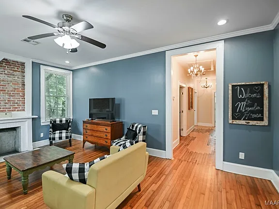 753b0f526cd6c473893f2c4b29fa89f4-cc_ft_576