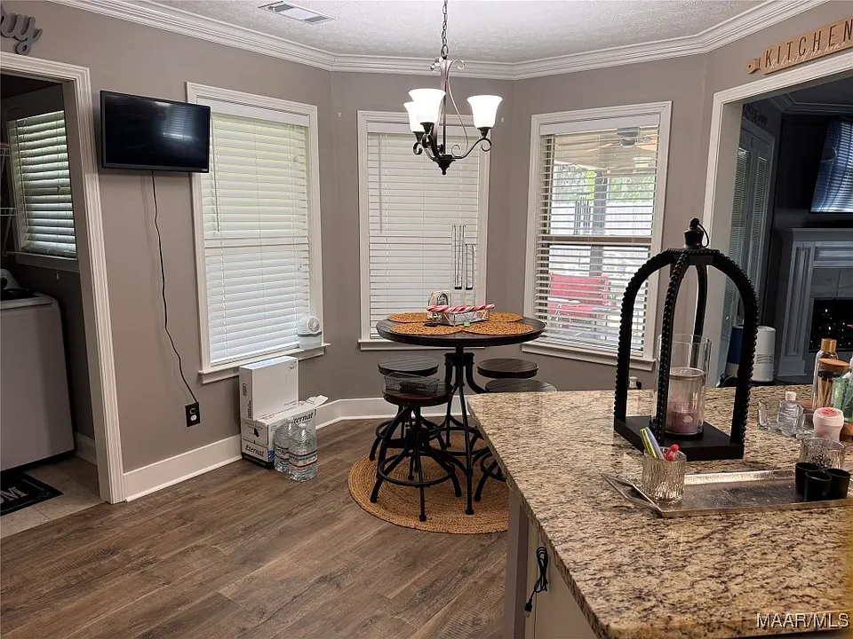 76ecc4cbd9e2168053a6b64c937a1b1b-cc_ft_960