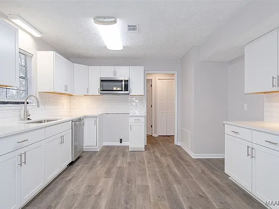 77877b277e874acf8b9d35851e27882c-cc_ft_576