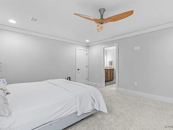 7dd636e41d4ddc14f32c1b0b416893d8-cc_ft_576