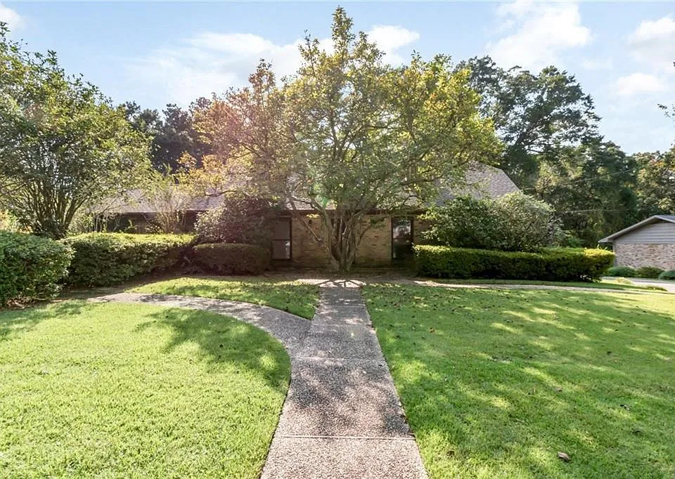 803-Nassau-Dr-mobile-AL-1