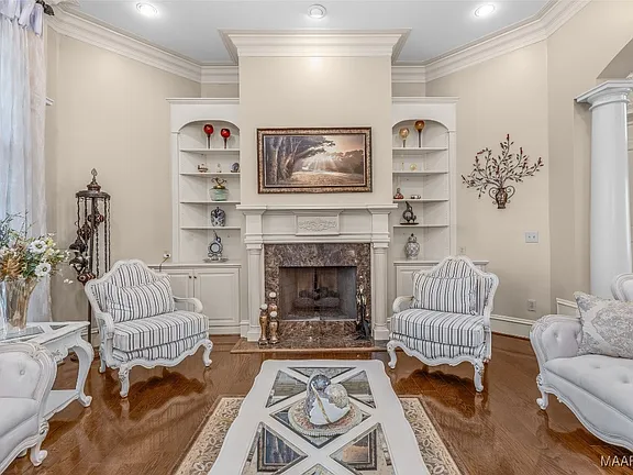 82e43859340fd8431bf27be5a0902dee-cc_ft_576