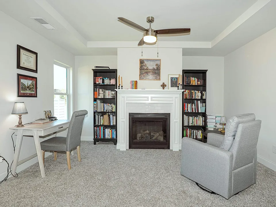 838e785abd6f04b9067b4d9f9c9ad64e-cc_ft_960