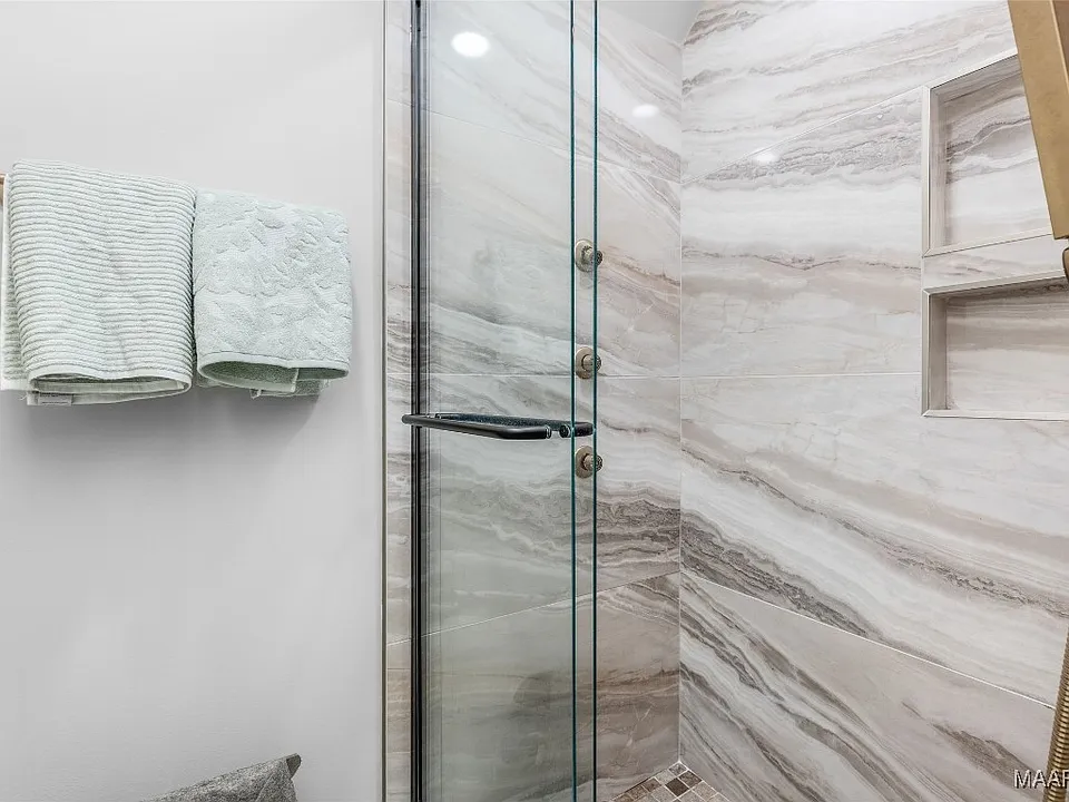 8b2439cbf3f2aa074ceed0620f86acb8-cc_ft_960