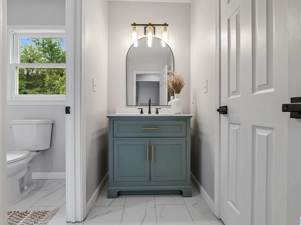 8d6e491bfe4017f342b2b5faaacc64d7-cc_ft_960