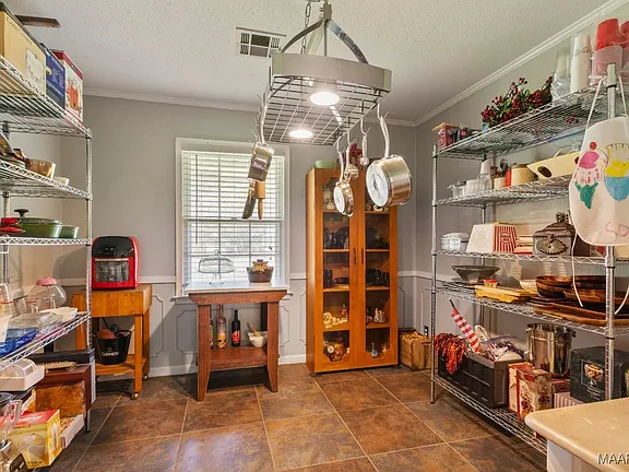 908fda5b79b2456f1aabf0e9b6f2f33b-cc_ft_576