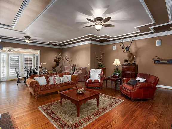 918caeeead315a4d4b77e0a81634b6c2-cc_ft_576