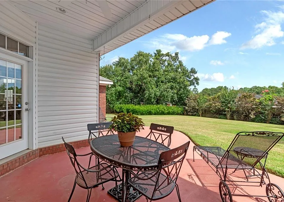 9633-White-Castle-Rd-Mobile-AL-17