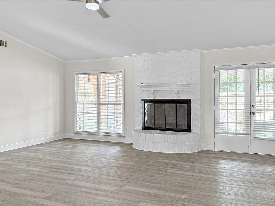 9b5176bed66a398b9a97b9c98365f4e1-cc_ft_960