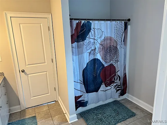 9c131c4fcc4d8420fe16c26bed0c7019-cc_ft_576