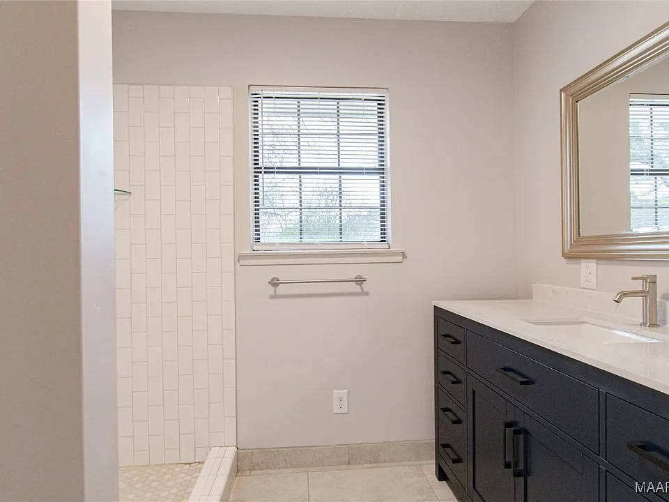 a34a38c9931ab57037ee4a7d4cd6a24f-cc_ft_960