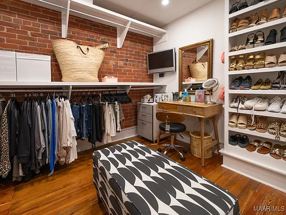 a46d5e967477b388ce508cdaeab040d6-cc_ft_576