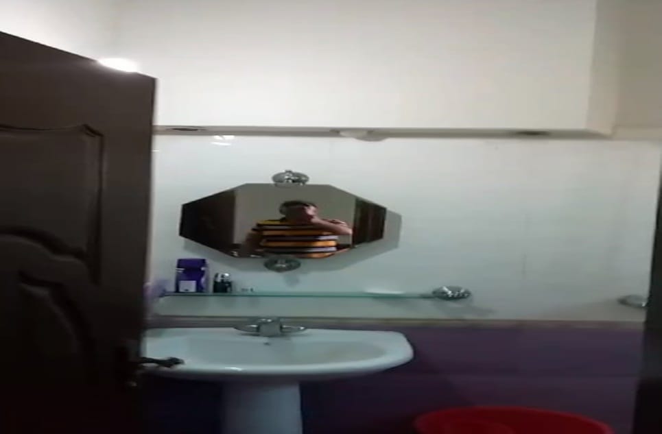 b26f6a7b-beaa-41dc-a780-3b7e54439cec