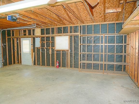 b67e33678b28b4a9888cf9eda97188e1-cc_ft_576