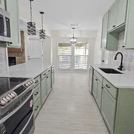 b8019392ffe20d7004628fb5687d53d3-cc_ft_576