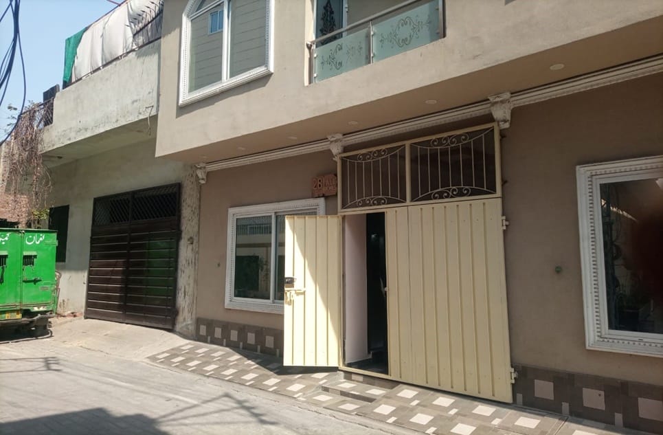 b93267fe-bbdf-44ab-8824-824496bbb796-1