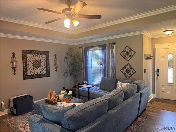 c55ae9d205835cd3b2f020709bb565e7-cc_ft_576