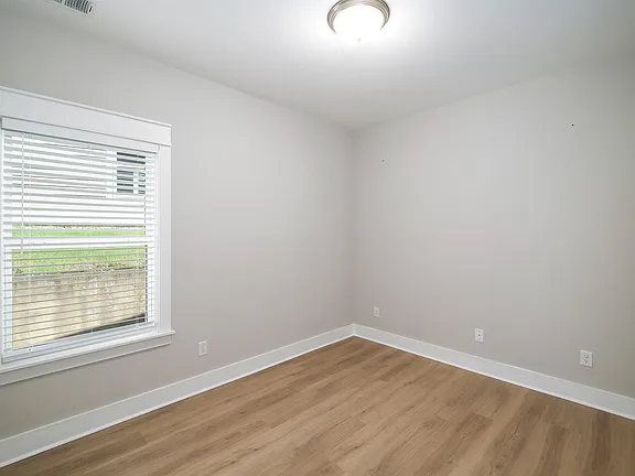 c56f150ea2290b345ed8b616da1d6e4b-cc_ft_576