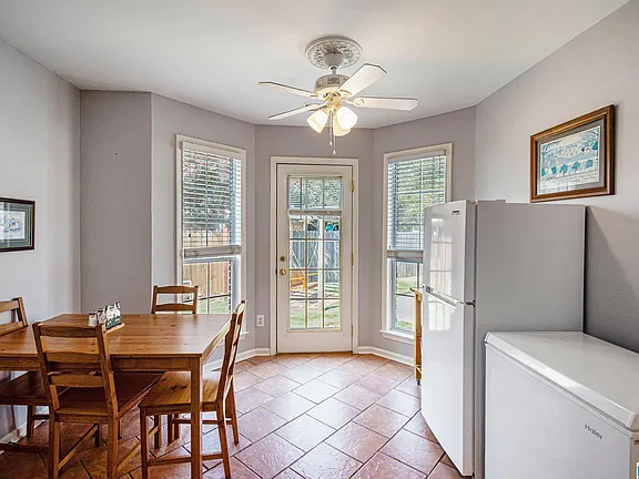 ccdfc0d99688f1c6d7e912e05c2e68a4-cc_ft_576