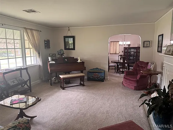 cead5882f7d21d7aca4540cf36127bc1-cc_ft_576