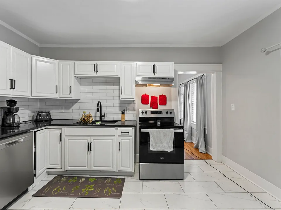 d10b2969de7c1c88228341782dfa1a23-cc_ft_960