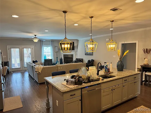 d36bab7ea5f1a0051bd41c4284c9c57c-cc_ft_576