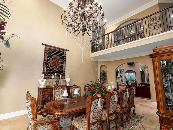 e4efaaa7edd137a322c220660dcc08f6-cc_ft_576