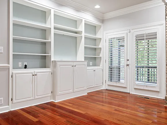 e6d896d2cabb115f5fc67b23cc0e1bd6-cc_ft_576