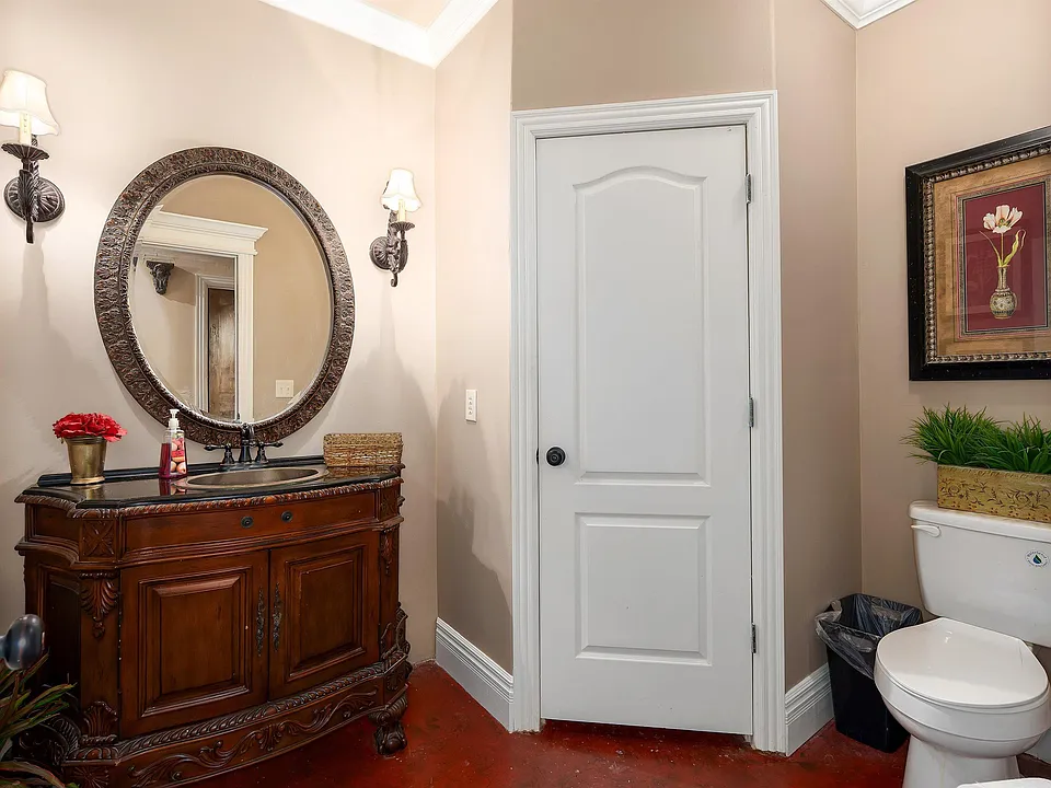 e84e424de4a2ea6946ba0cdc7702e5b4-cc_ft_960