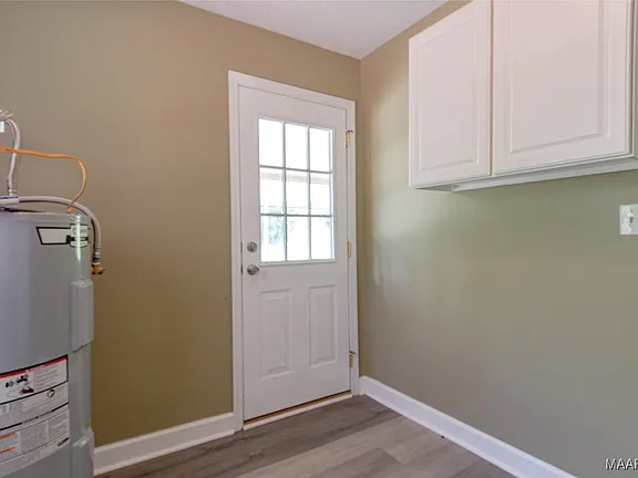 ec6ad415226e83ebb1158091ff9c6e36-cc_ft_576