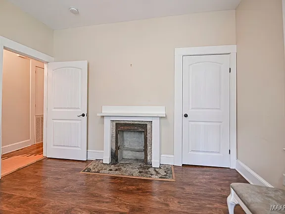 ed1adbc2ffa1dc10f9f2d00d0961b0cc-cc_ft_576