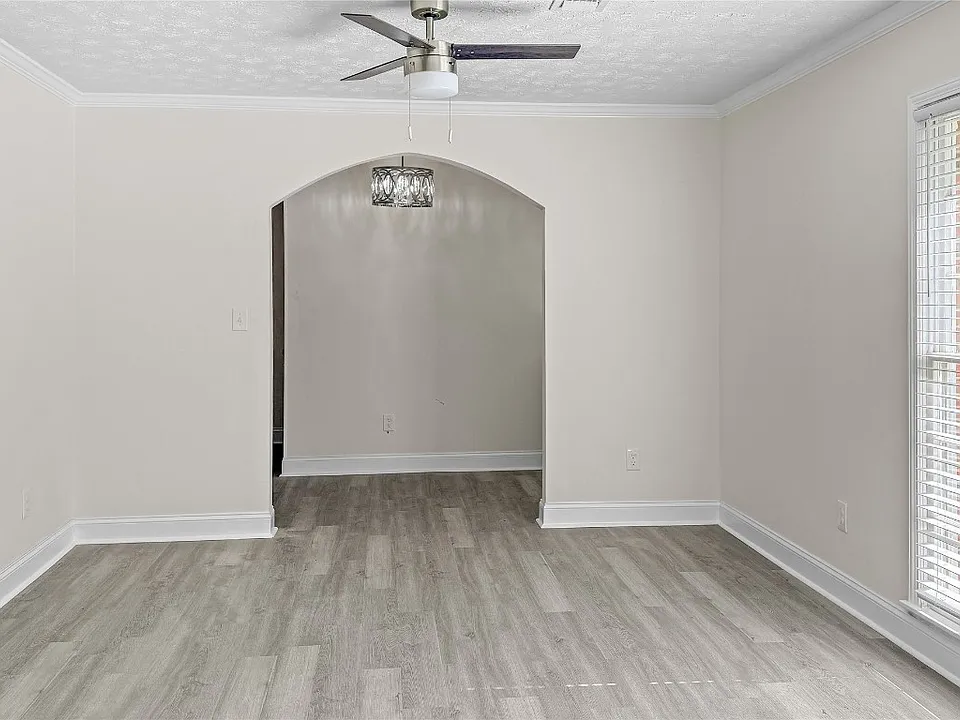 efa2a1b13c52131a6e73745f50c3b8b3-cc_ft_960