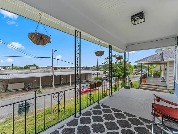 f201afb131f794ac9cc24059c9e952ed-cc_ft_576